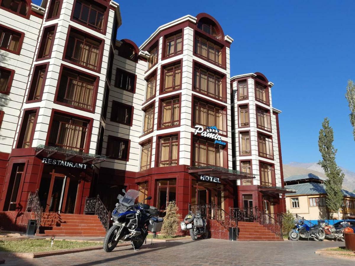 Pamir Palace Hotel Khorog Buitenkant foto